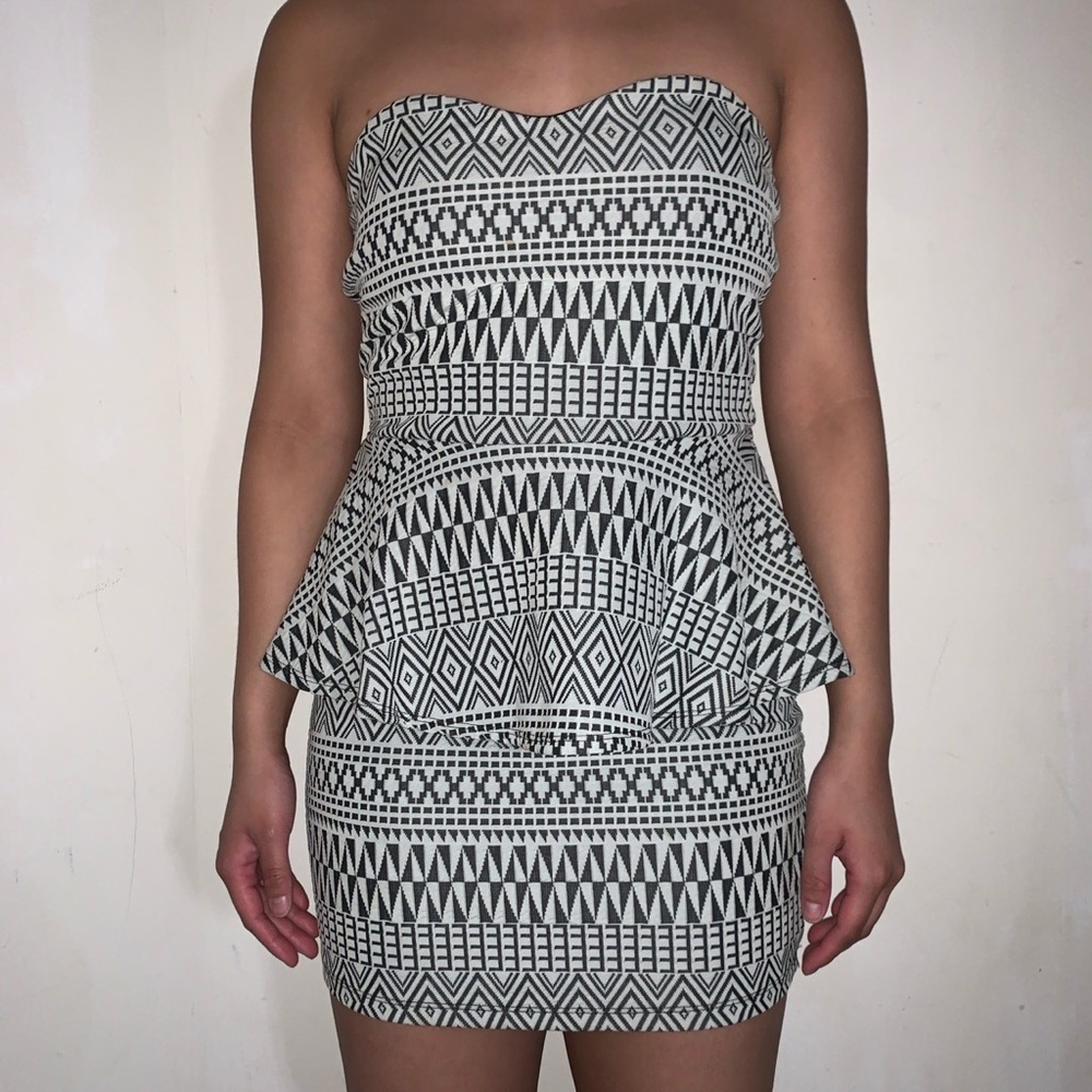 Emerald Sundae Strapless Peplum Black Off White Abstract Pattern Printed Dress